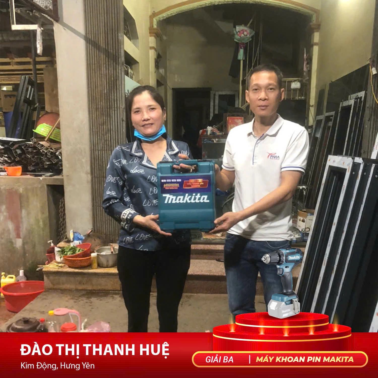 Nhom-pma-trao-thuong-khach-hang-2