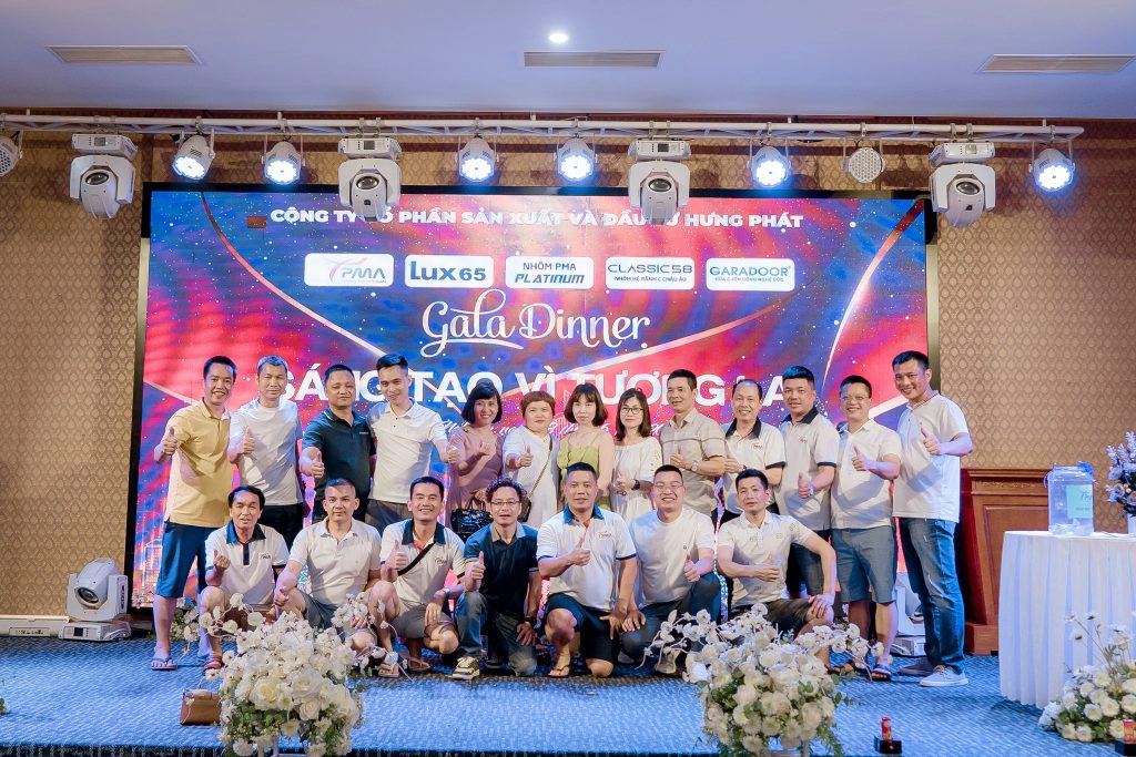 Cong-ty-hung-phat-to-chuc-tham-quan-du-lich-cho-can-bo-nhan-vien-2023 (3)
