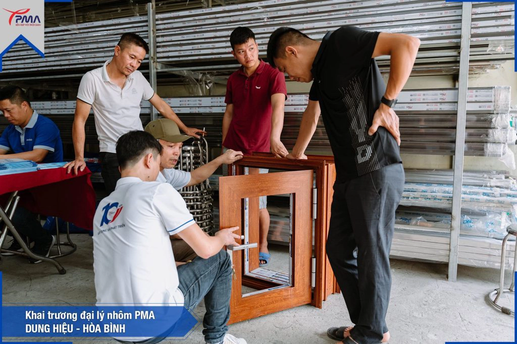 Khoi-dau-hanh-trinh-moi-chuc-mung-khai-truong-dai-ly-pma-dung-hieu-hoa-binh (2)