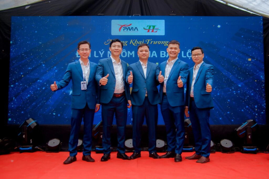Mung-khai-truong-chi-nhanh-cong-ty-the-luc-dai-ly-nhom-pma-bao-loc (12)