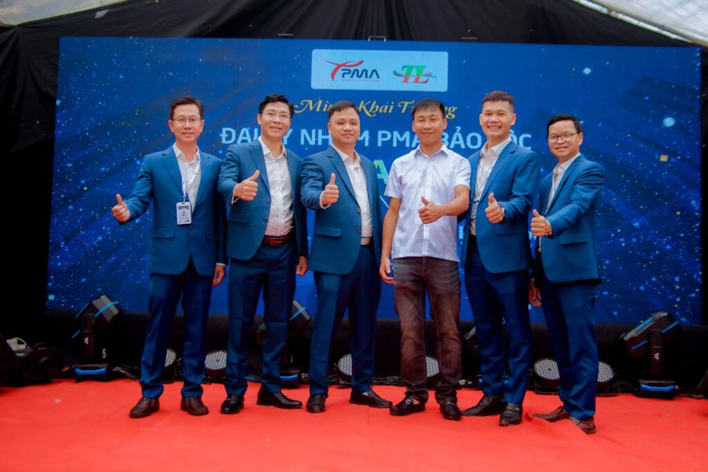 Mung-khai-truong-chi-nhanh-cong-ty-the-luc-dai-ly-nhom-pma-bao-loc (7)