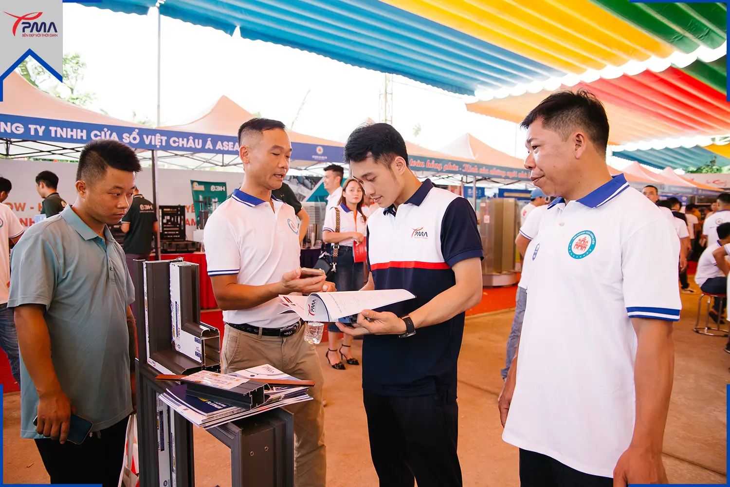 Nha-may-nhom-pma-dong-hanh-cung-le-ra-mat-hoi-nganh-cua-hung-yen-7-copy
