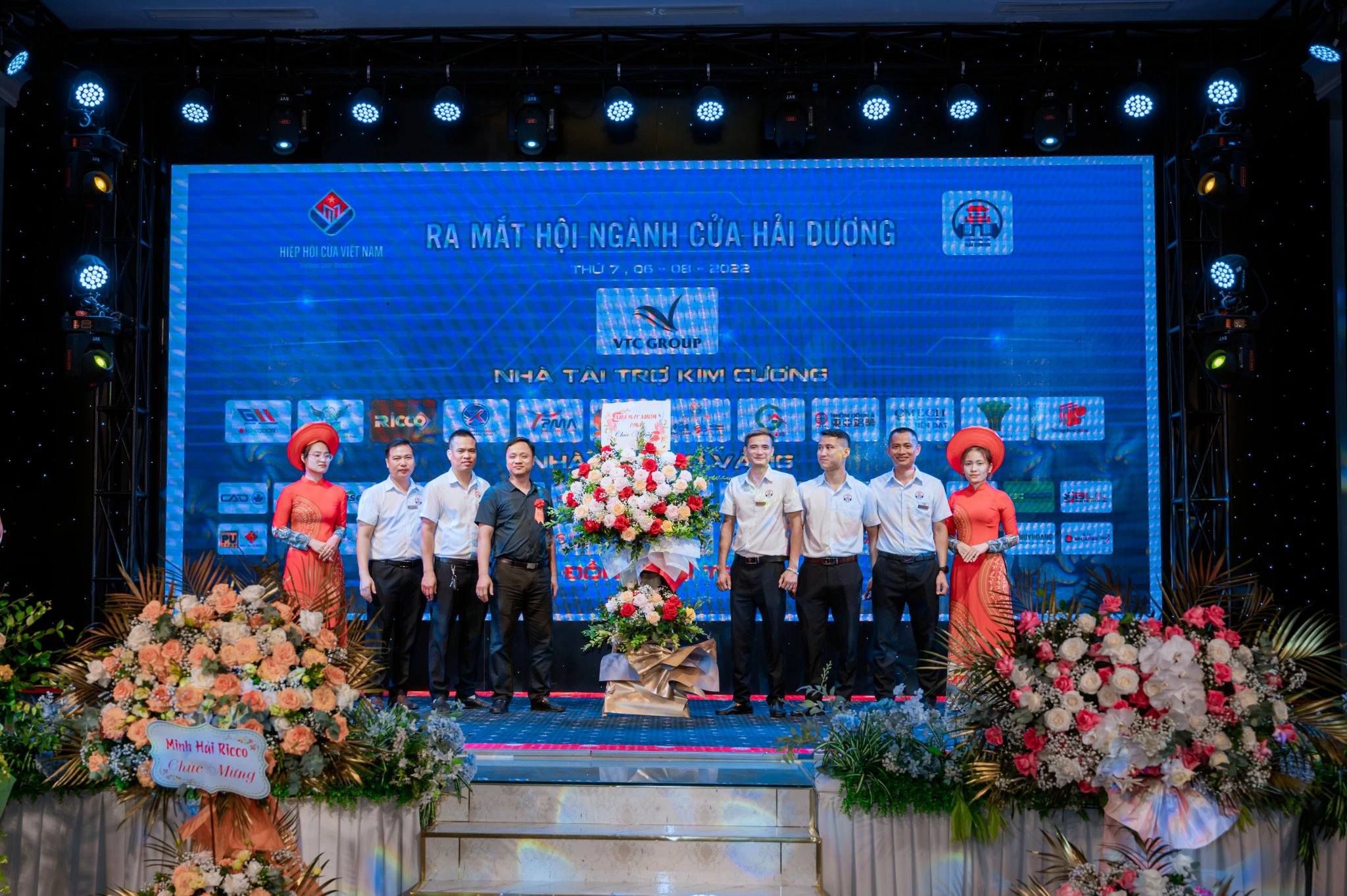 Nhom-pma-dong-hanh-cung-hoi-nganh-cua-tinh-hai-duong (4)