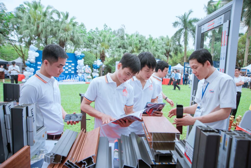 Nhom-pma-dong-hanh-cung-hoi-nganh-cua-vinh-phuc (2)