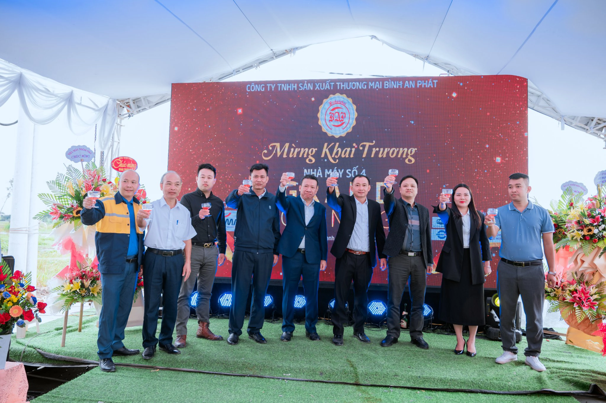 Nhom-pma-mung-khai-truong-nha-may-ton-binh-dinh-dai-ly-nhom-pma-binh-tinh (2)
