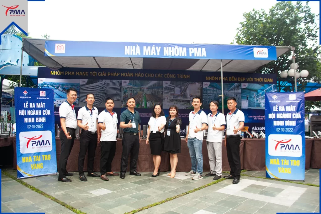Ra-mat-hoi-cua-ninh-binh-2-1024x683