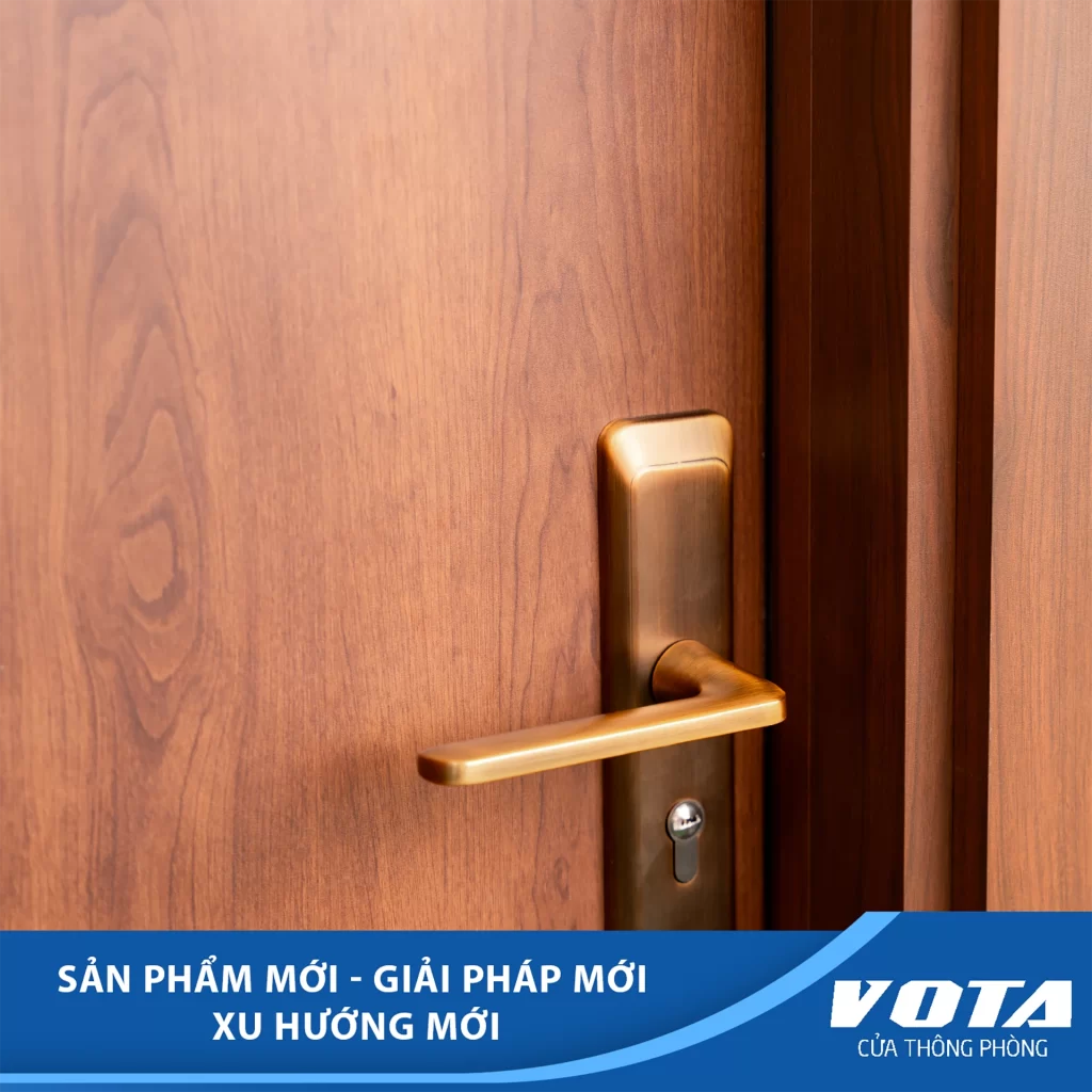 Cua-thong-phong-vota-1024x1024
