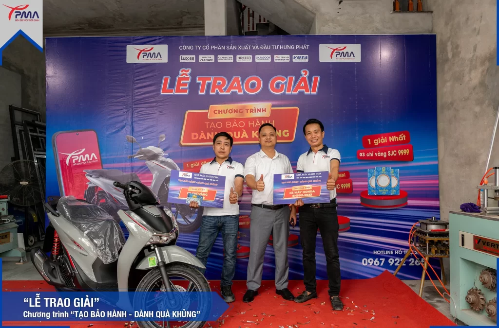 Le-trao-giai-boc-tham-trung-thuong-chuong-trinh-tao-bao-hanh-danh-qya-khung