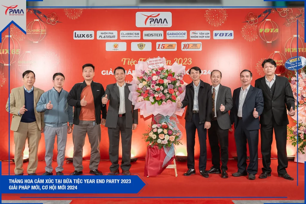 Nhom-pma-thang-hoa-cam-xuc-tai-bua-tiec-year-end-party-2023-giai-phap-moi-co-hoi-moi-2024 (18)